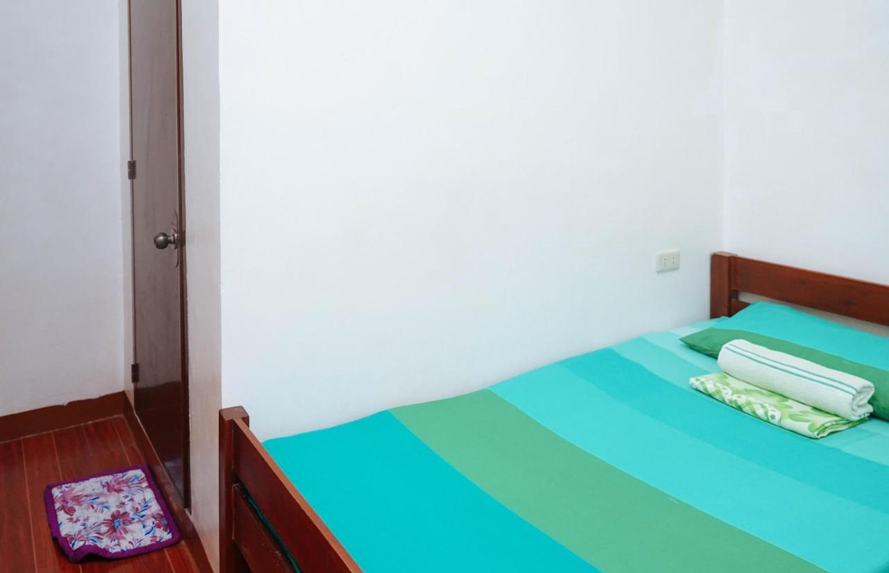 C Star Travellers Inn 奥斯洛布 外观 照片